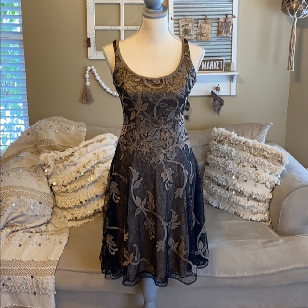 Carmen Marc Valvo 4